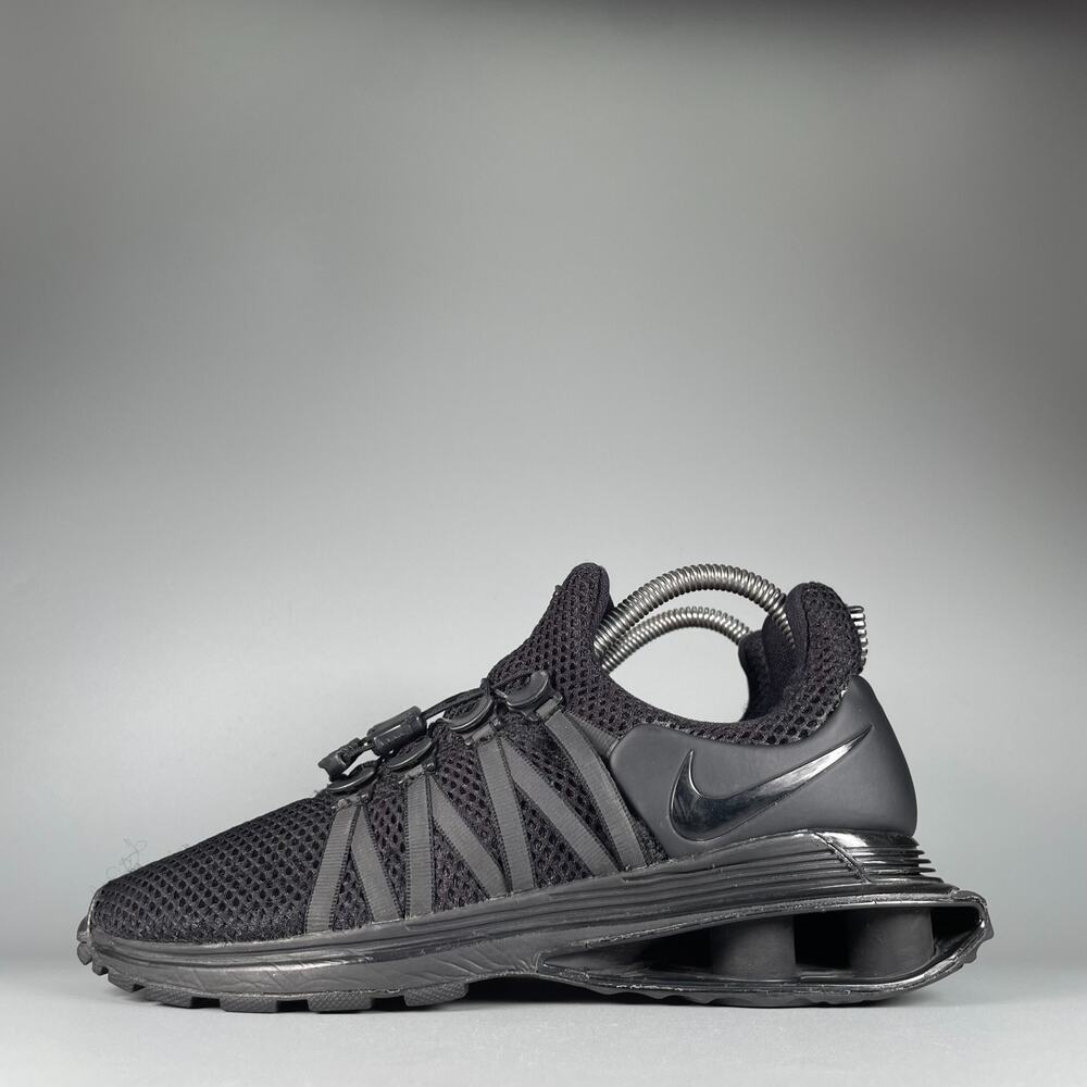 Nike Shox Gravity Women's Size 6.5 Black Athletic Shoes Running Sneakers Casual